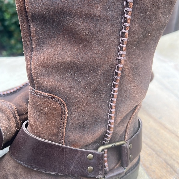 Ugg boots - Picture 10 of 12